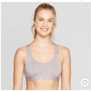 Everyday Lightweight Champion® sports bra